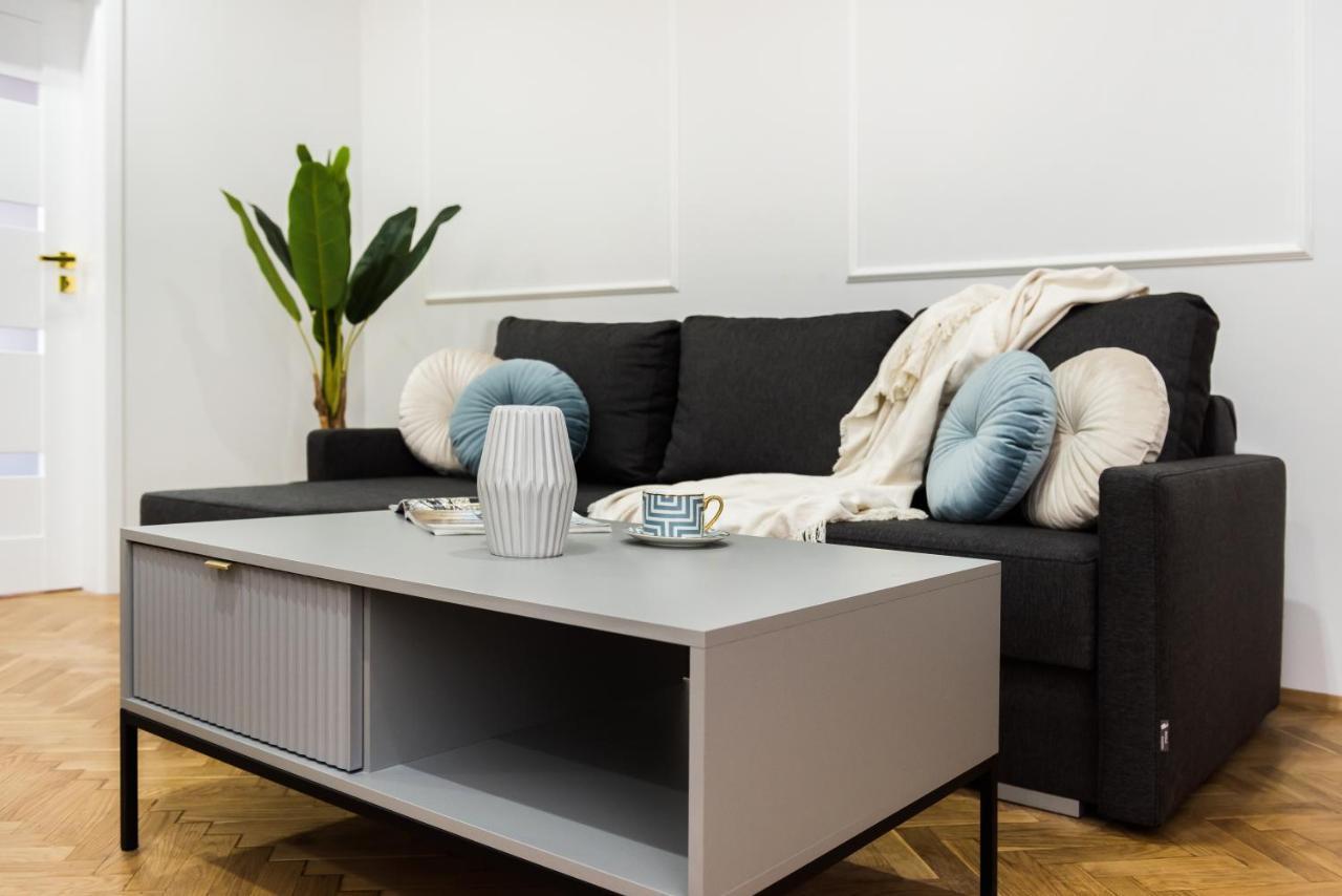Gallery 7 - Apartment 3 Краков Экстерьер фото