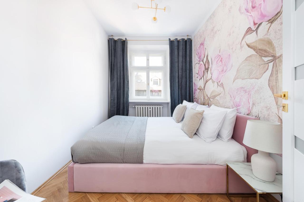 Gallery 7 - Apartment 3 Краков Экстерьер фото